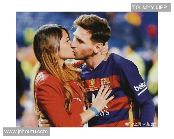 穆氏足球明星女友的魅力与风采揭示了运动员背后的爱情故事